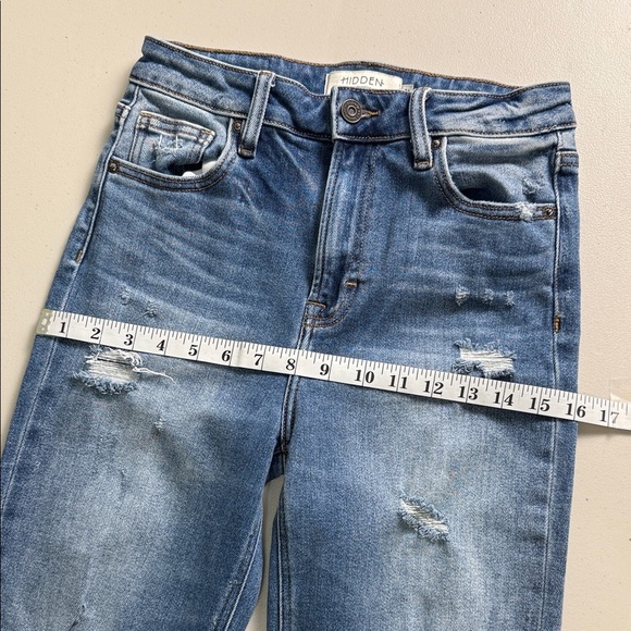 Hidden Light Wash Distressed Straight-Leg Jeans - Picture 9 of 16